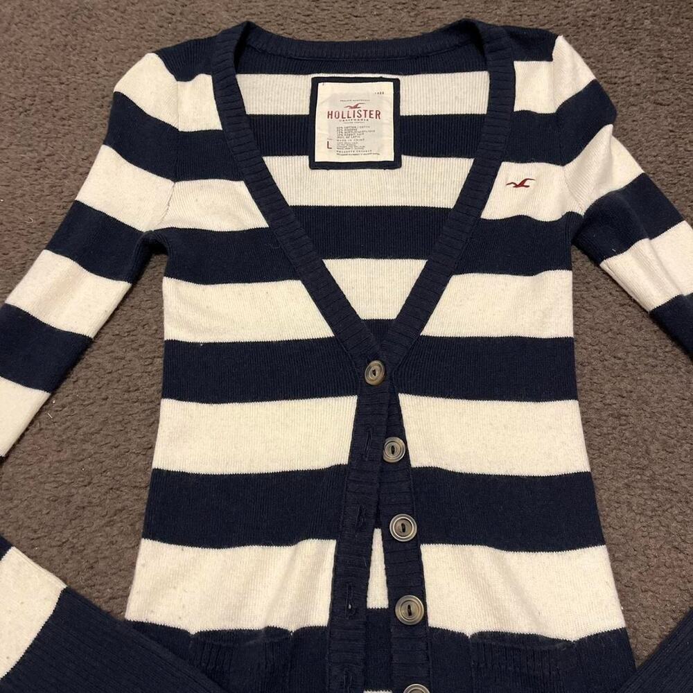 Y2K Hollister Striped Cardigan - Picture 5 of 5
